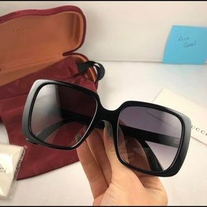 Pending🌿NWT Gucci GG0762S 001 Black Butterfly Marmont Logo